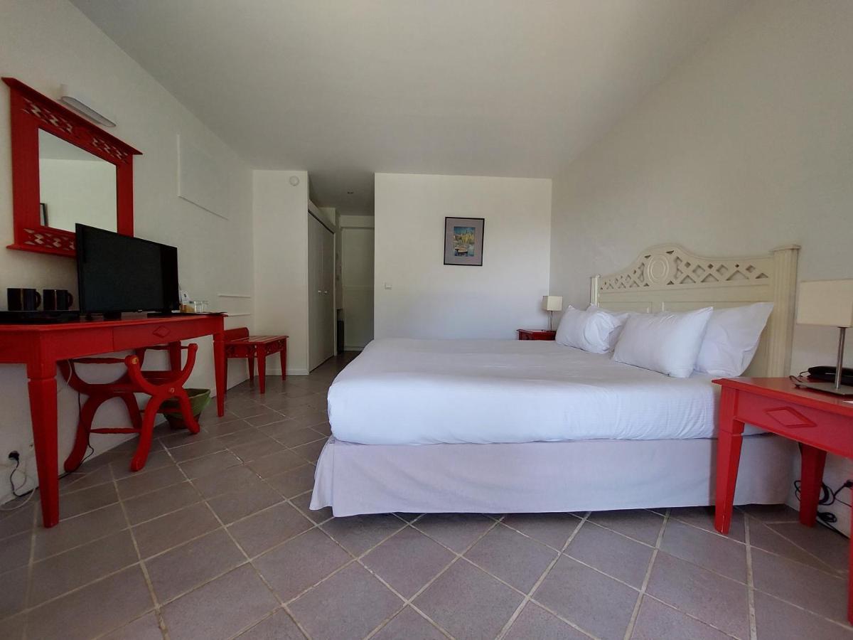 Hotel Les Bouis - Vue Mer Ramatuelle Exterior photo